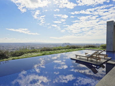 A Fortress in the Hills: The Radical Concrete Vision of the 46.9 million Home