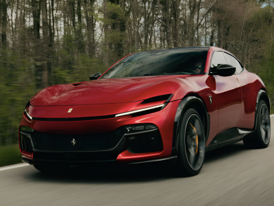 The Ferrari Purosangue That Seats Four and Still Can Screams Past 8,000 RPM
