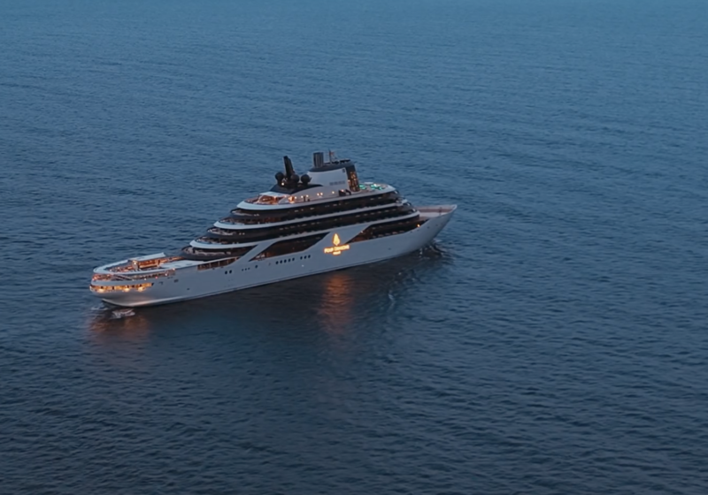 The Hotel Giant That Built a Yacht: Four Seasons’ Bet on the Sea