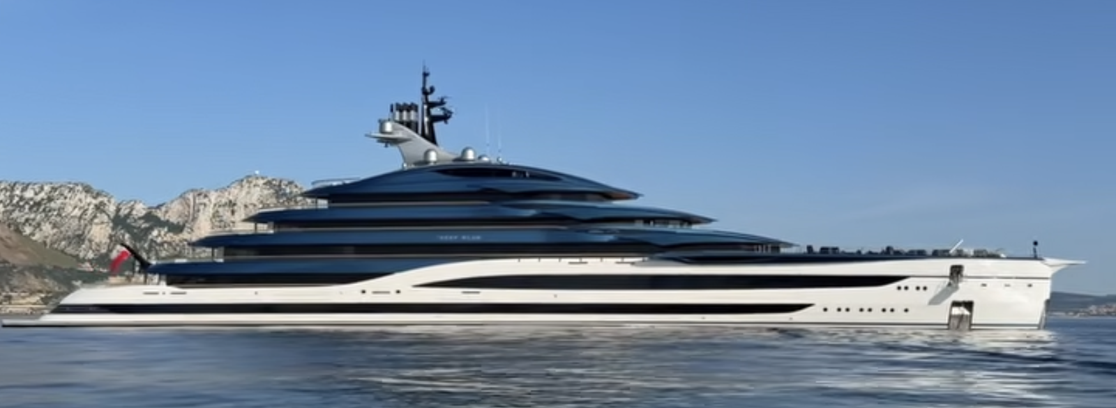 lurssen deep blue 2
